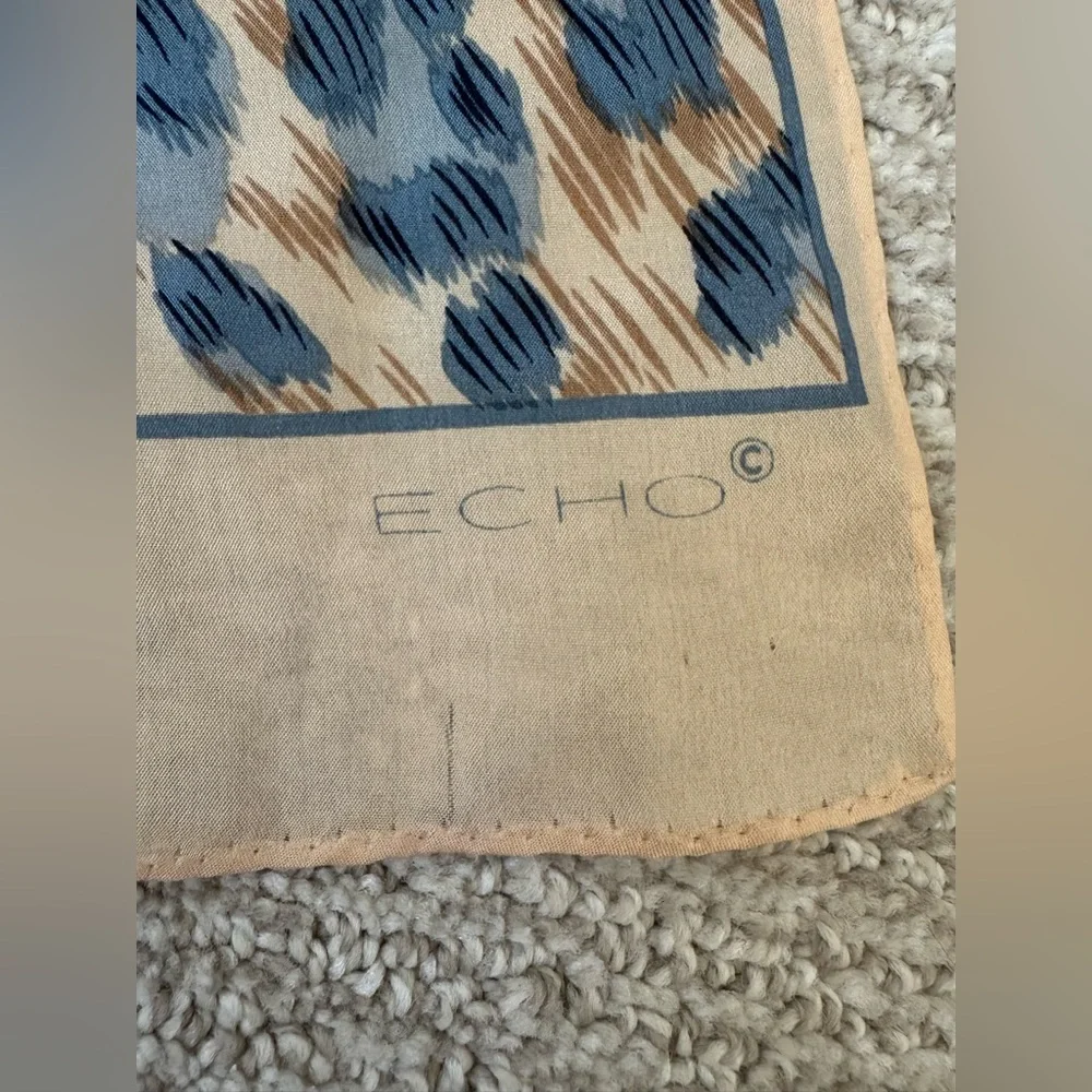 Echo Scarf Women's Animal Print Blue Beige l Silk  Rectangle Art Deco Elegant
